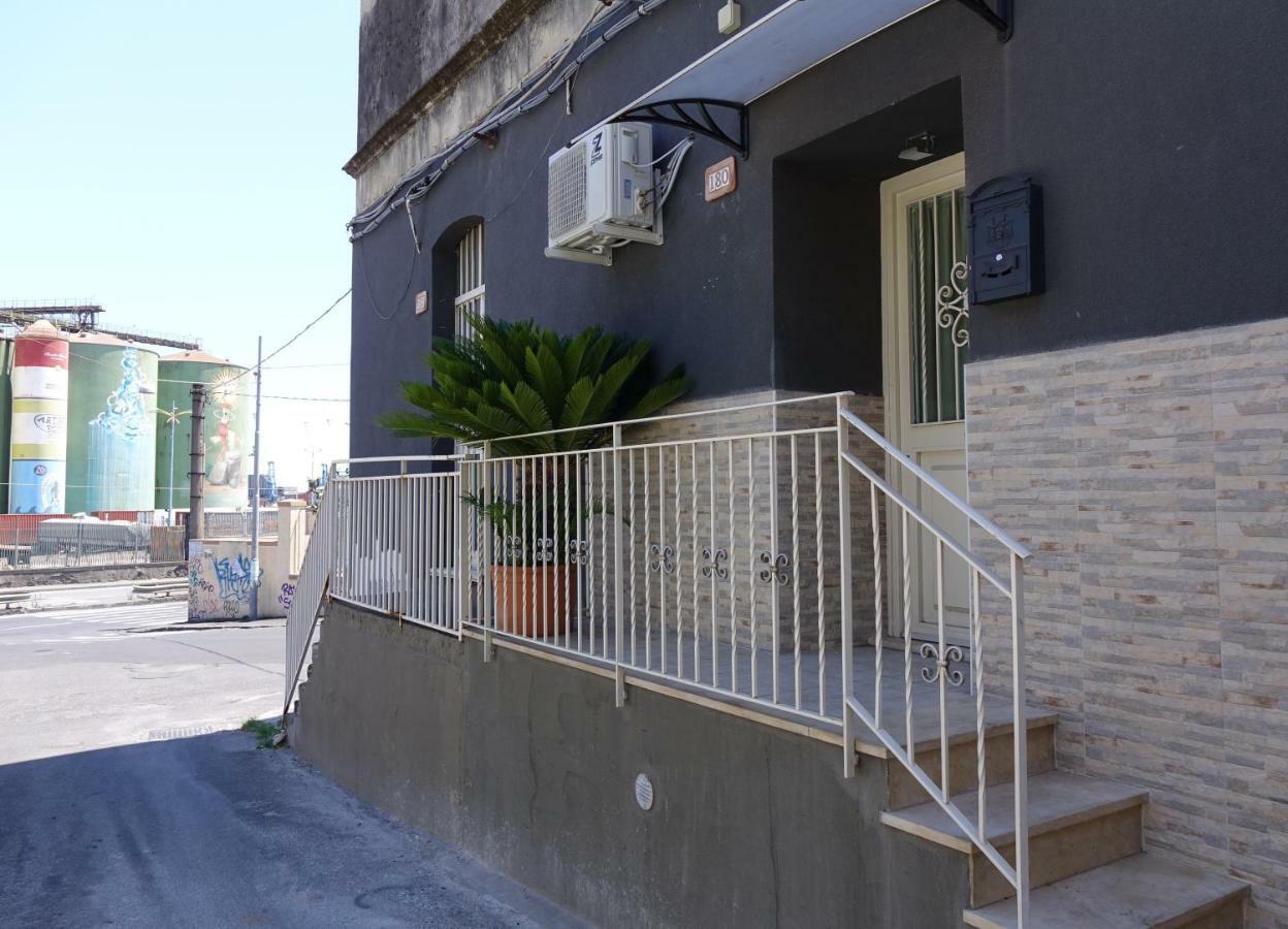 Appartamento Giader'S House - Free Parking Aeroporto di Catania Fontana Rossa Esterno foto