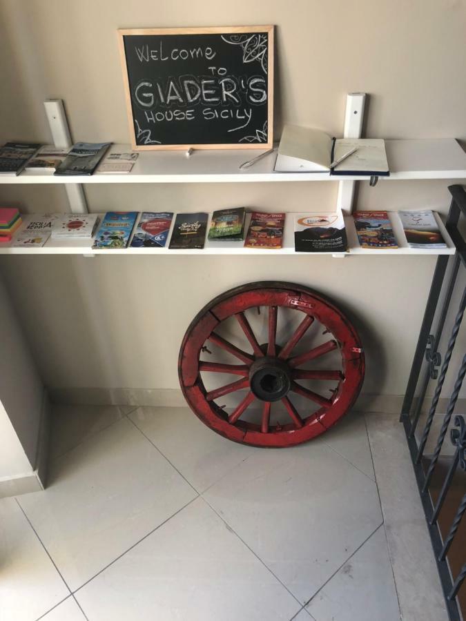 Appartamento Giader'S House - Free Parking Aeroporto di Catania Fontana Rossa Esterno foto