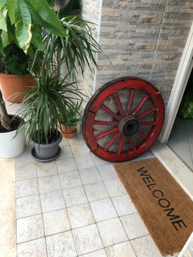 Appartamento Giader'S House - Free Parking Aeroporto di Catania Fontana Rossa Esterno foto
